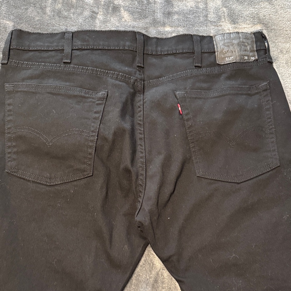 Levi's Men's 513 black Relaxed Jeans 38 X 30 worn once no holes nonsmoking